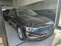 Usata VW Passat S 150 CV (110 kW) 2023 Deep black Station wagon