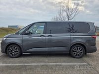 Begagnad VW Multivan 150 HK (110 kW) 2024 Grå Van