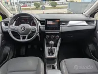 Usata Renault Captur Zen 101 CV (74 kW) 2020 Grigio(met.) SUV