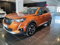Usata Peugeot 2008 Allure 131 CV (96 kW) 2022 Giallo SUV