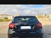 Usata Mercedes A200 156 CV (114 kW) 2019 Nero Utilitaria