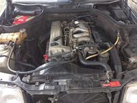 Usado Mercedes E250 94 CV (69 kW) 1991 Gris Berlina