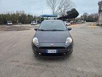 Usata Fiat Punto Lounge 69 CV (50 kW) 2016 Grigio Berlina