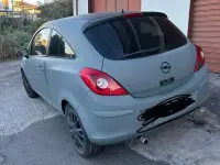 Usata Opel Corsa Swing 65 CV (47 kW) 2009 Utilitaria