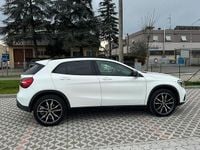 Usata Mercedes GLA180 109 CV (80 kW) 2018 Bianco SUV