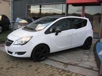 Usata Opel Meriva Design Edition 120 CV (88 kW) 2015 Bianco Monovolume
