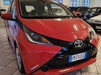 Usata Toyota Aygo Business Edition 69 CV (50 kW) 2017 Rosso Utilitaria