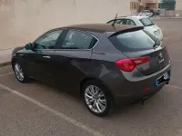 Usata Alfa Romeo Giulietta 140 CV (102 kW) 2011 Utilitaria
