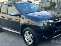 Usata Dacia Duster Lauréate 110 CV (80 kW) 2011 Nero SUV