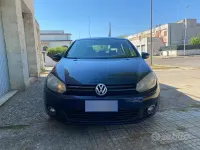 Usata VW Golf VII 105 CV (77 kW) 2012 Bluazzurro Berlina