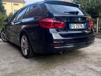 Usata BMW 318 150 CV (110 kW) 2016 Blu Station wagon