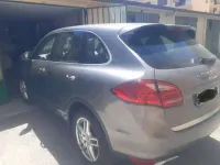 Usata Porsche Cayenne 245 CV (180 kW) 2012 Grigio SUV