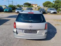Usata Opel Astra 90 CV (66 kW) 2006 Grigio Station wagon