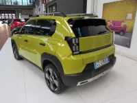 Usata Fiat Grande Panda La Prima 52 kW (72 CV) 2025 Giallo limone Utilitaria