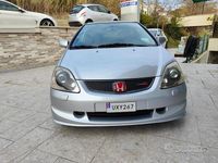 Usata Honda Civic Type R 200 CV (147 kW) 2004 Grigio metallizzato Utilitaria