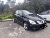 Käytetty Mercedes B180 109 HP (80 kW) 2009 Tila-auto
