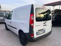 Usata Renault Kangoo 86 CV (63 kW) 2008 Bianco Monovolume