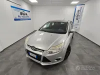 Usata Ford Focus Titanium 125 CV (91 kW) 2014 Grigio Berlina