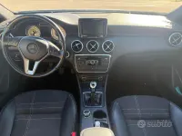 Usata Mercedes A180 109 CV (80 kW) 2013 Grigio Utilitaria