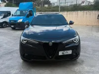 Usata Alfa Romeo Stelvio Sprint 190 CV (139 kW) 2022 Nero vulcano met SUV