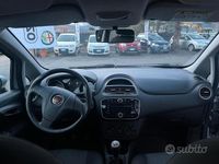 Usata Fiat Punto Street 75 CV (55 kW) 2015 Grigio Berlina