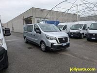 Usata Nissan Primastar 150 CV (110 kW) 2024 Argento / metallizzato Monovolume