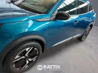 Usata Peugeot 2008 Allure 102 CV (75 kW) 2025 Blu SUV