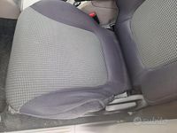 Usata Mitsubishi L200 178 CV (130 kW) 2010 Grigio Pick-up