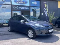 Usata Ford Fiesta 82 CV (60 kW) 2011 Grigio Utilitaria