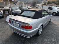 Usata BMW 320 Cabriolet 170 CV (125 kW) 2001 Grigio Cabrio