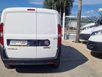 Usata Fiat Doblò 90 CV (66 kW) 2022 Bianco Monovolume