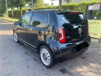 Usata VW up! Highline 75 CV (55 kW) 2012 Nero Utilitaria