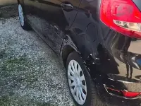 Second-hand Ford Fiesta 68 CP (50 kW) 2009 Negru Berlinǎ