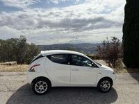 Usata Lancia Ypsilon Gold 80 CV (58 kW) 2015 Utilitaria