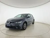 Usata VW Polo Life 80 CV (58 kW) 2023 Smoky grey metallizzato Utilitaria