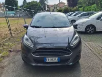 Usado Ford Fiesta 75 HP (55 kW) 2017 Cinzento Citadino