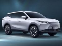 Nuova Omoda 7 279 CV (205 kW) 2026 Khaki white SUV