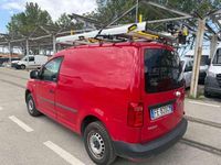 Usata VW Caddy 110 CV (80 kW) 2016 Rosso Monovolume