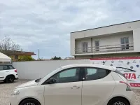 Usata Lancia Ypsilon Gold 69 CV (50 kW) 2015 Beige Utilitaria