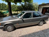 Usata Mercedes E200 1992 Berlina