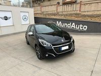 Usata Peugeot 208 Allure 110 CV (80 kW) 2016 Nero Utilitaria