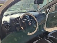 Usata Fiat Punto 80 CV (58 kW) 2012 Bianco Utilitaria