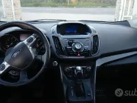 Usata Ford Kuga 140 CV (102 kW) 2013 Bianco SUV