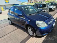 Begagnad Toyota Yaris 65 HK (47 kW) 2004 Blå Kombi