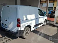 Usata Opel Combo Edition 102 CV (75 kW) 2020 Bianco Monovolume