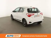 Usata Toyota Yaris Active 73 CV (53 kW) 2018 Bianco Utilitaria