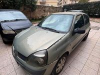 Usata Renault Clio II 82 CV (60 kW) 2003 Verde Utilitaria