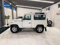 Usata Land Rover Defender S 122 CV (89 kW) 2003 Bianco Station wagon
