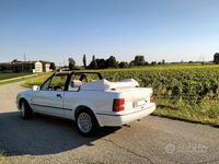 Usata Ford Escort Cabriolet 1988 Bianco Cabrio