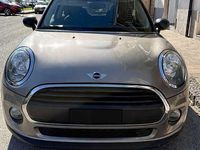 Usata Mini ONE 75 CV (55 kW) 2017 Grigio Utilitaria
